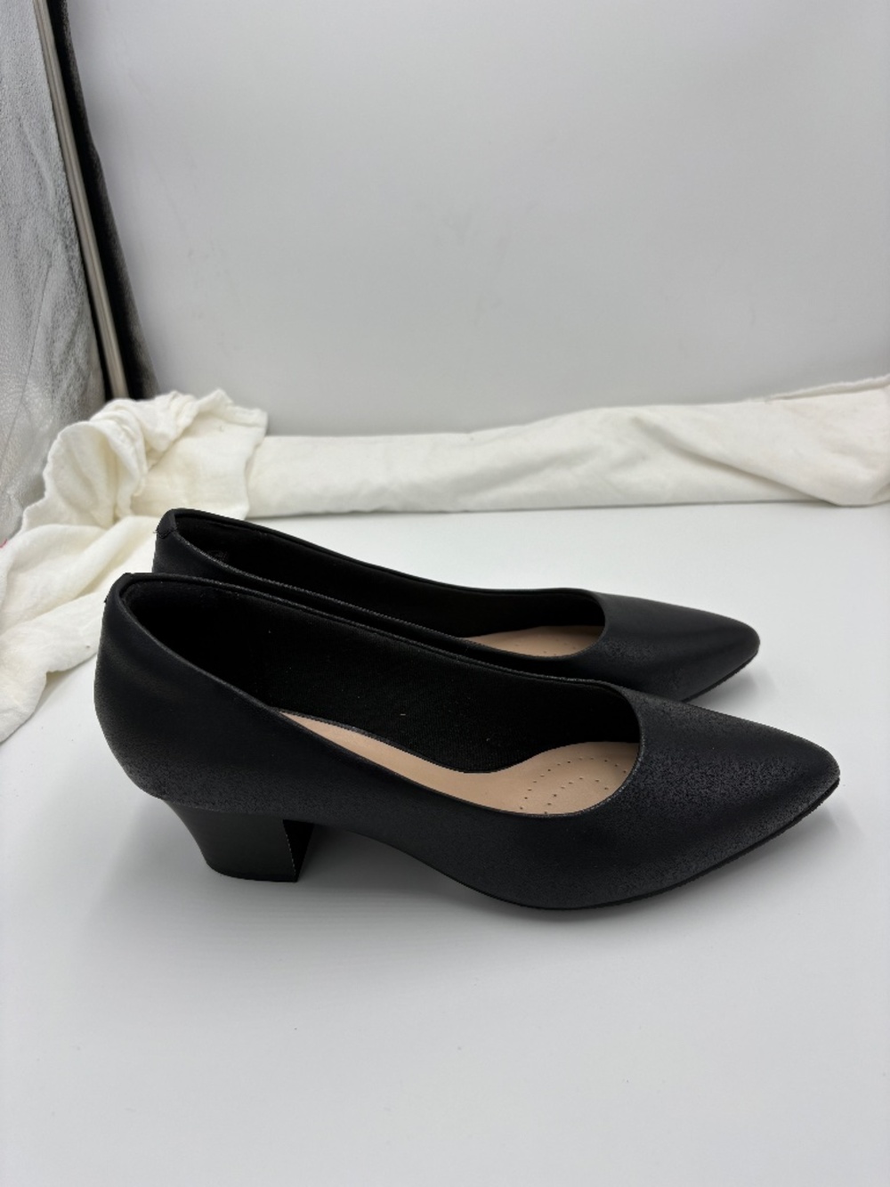 Black Leather  Clark Heels Size 8 1/2 Wide